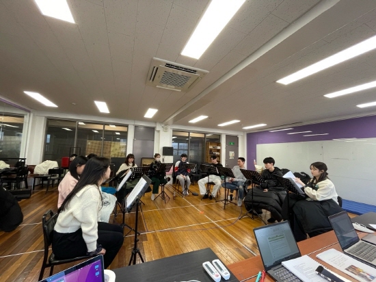 정기공연 가을 반딧불이 연습사진.jpg