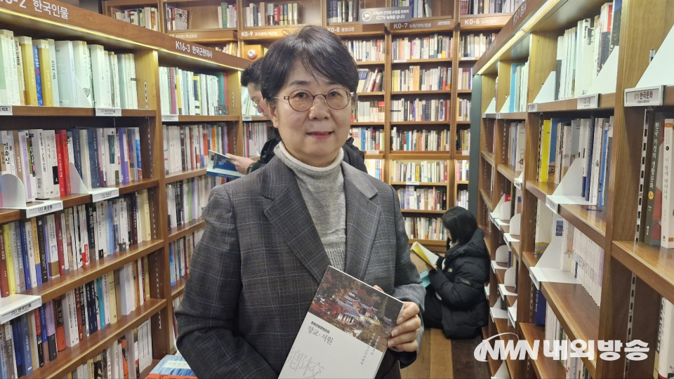 신춘 인터뷰 무한한 콘텐츠의 보물 창고, 향교·서원은 참어른을 만드는 학교다(2).jpg