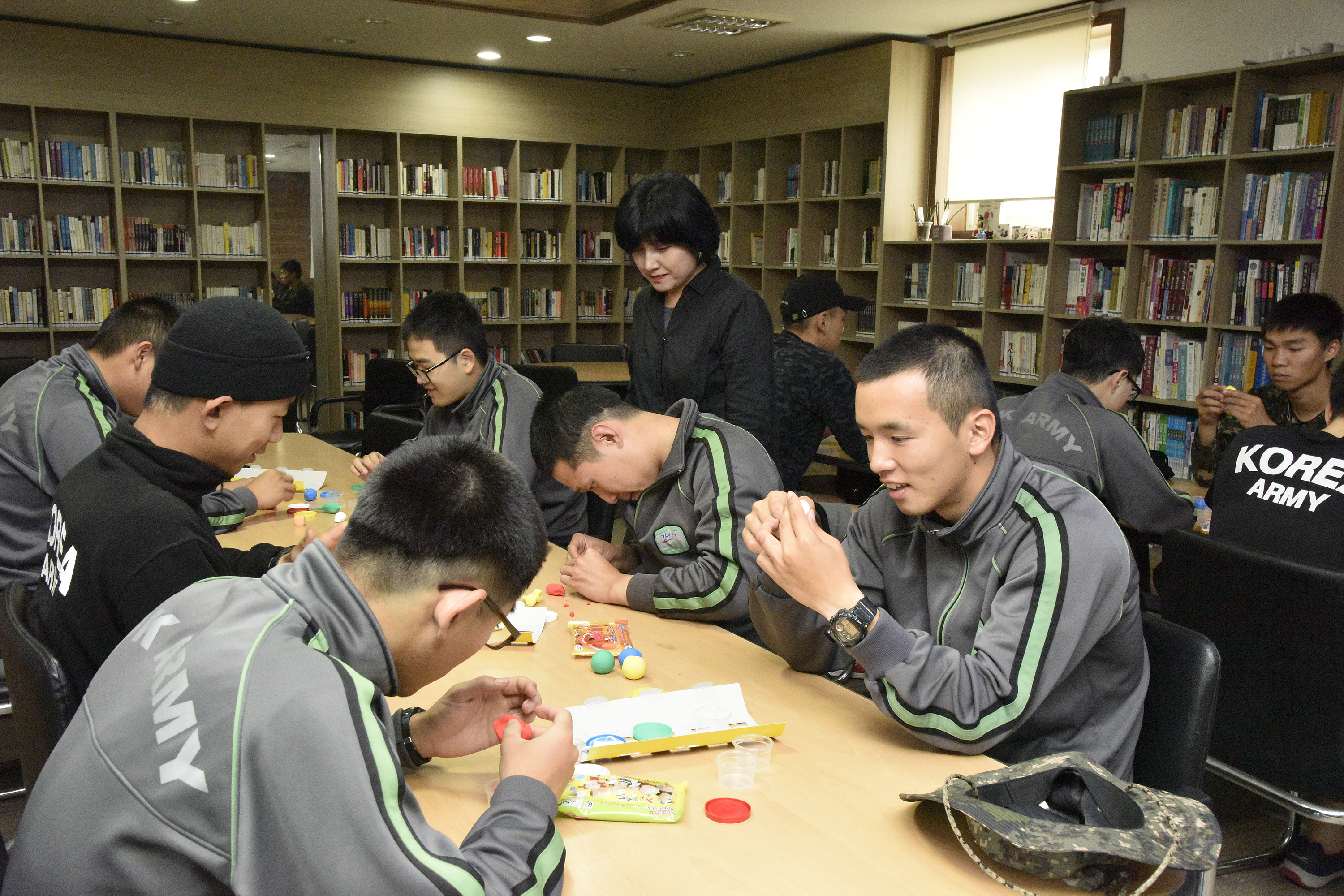 2018 인생나눔교실 멘토링 모습2.jpg