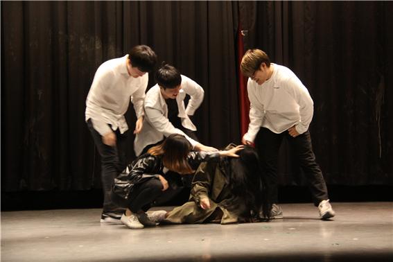 중어인의 밤3.jpg