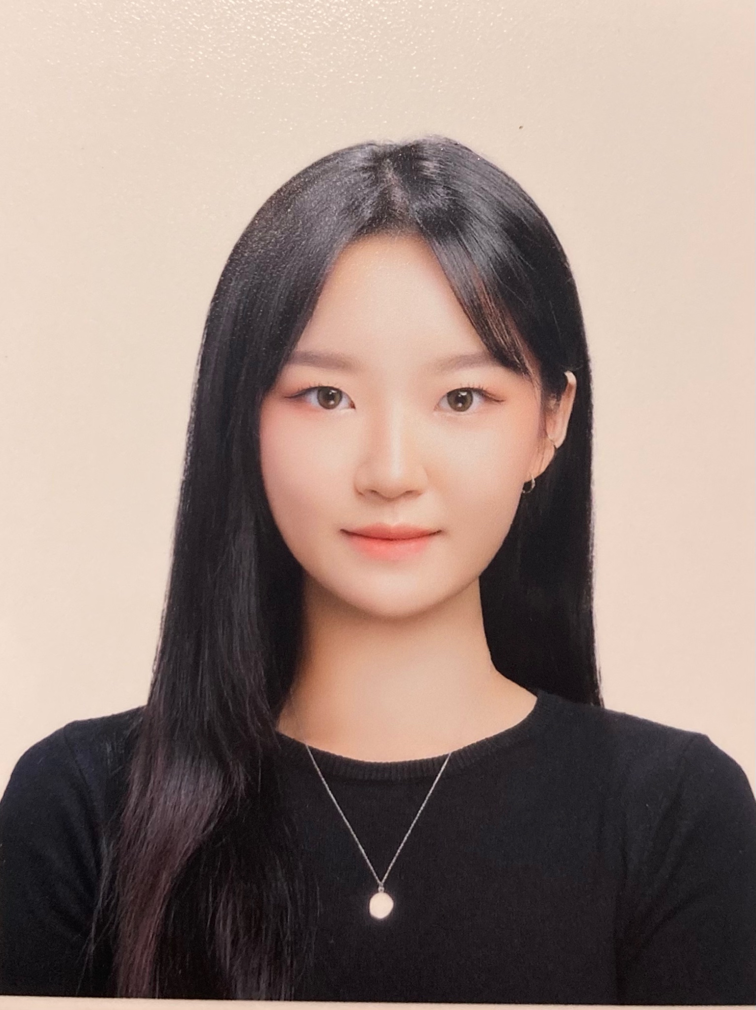 메이크업 디자인학과 22학번 오이슬.jpeg