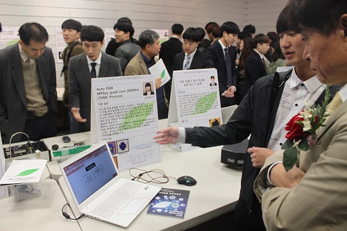 전자공학과 졸업작품전시회 (8).jpg