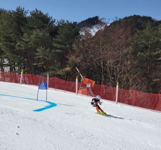 제2회 서경대학교 총장배 웰리힐리 인터내셔널 스키대회 성료(2).jpg