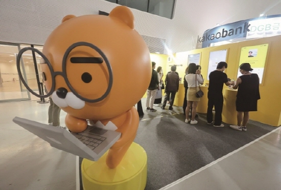 빠를까 다양할까 편할까 당신이 사용하는 뱅킹앱 평가보고서 [분석+](7).jpg